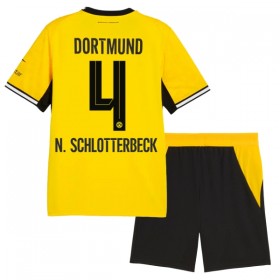 Borussia Dortmund N. Schlotterbeck 4 Lasten Koti 2026-27 - Jalkapallo Pelipaidat (S/S)