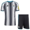 Newcastle United Lasten Koti 2026-27 - Jalkapallo Pelipaidat (S/S) Newcastle United Lasten Koti 2026-27 - Jalkapallo Pelipaidat (S/S)