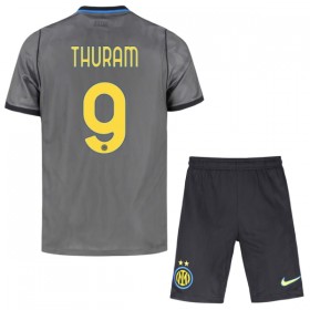Inter Milan Thuram 9 Lasten Kolmas 2026-27 - Jalkapallo Pelipaidat (S/S)
