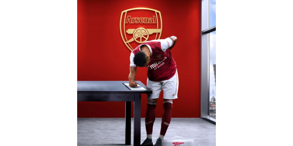 Arsenalin maalivahti liittyy Veraan Arsenalin maalivahti liittyy Veraan
