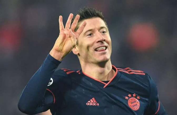 Crvena zvezda 0-6 Bayern München